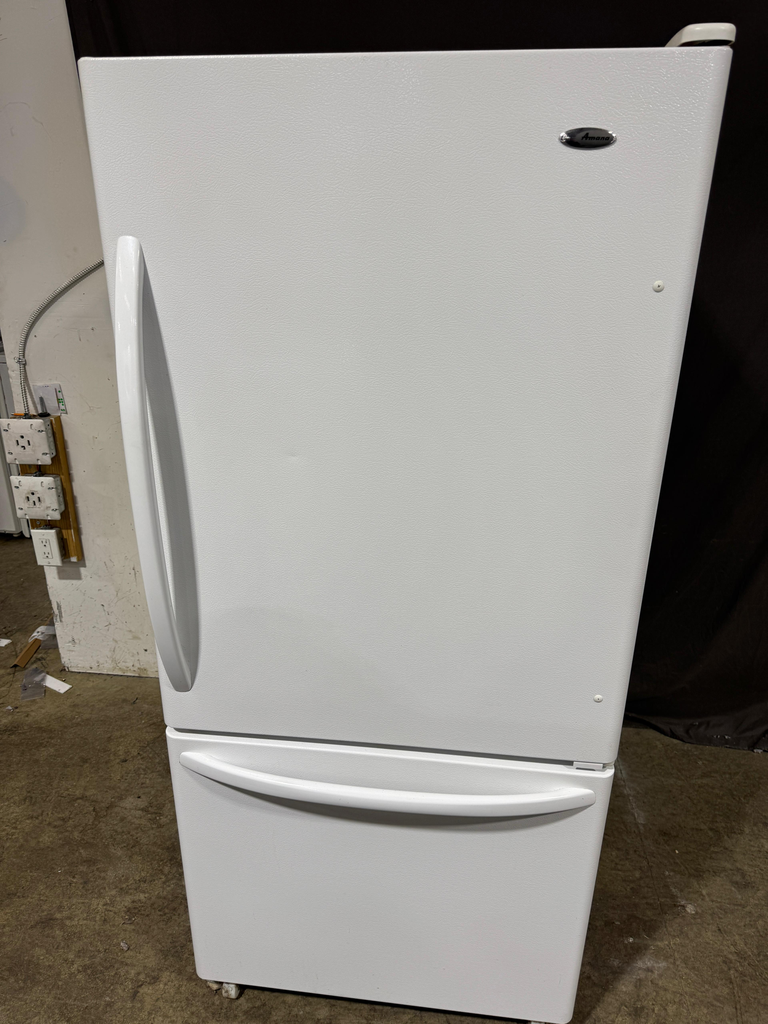 30" Amana Bottom Freezer Refrigerator #ABB1924WEW2